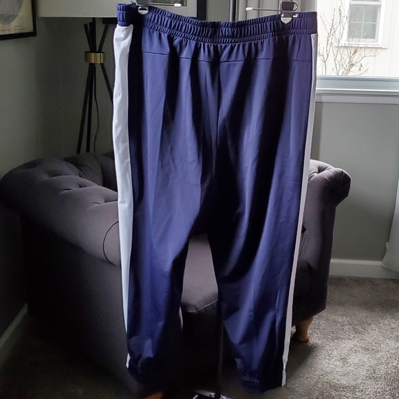 NWT Puma Contrast Tricot Women's Pant Jogger - Picture 5 of 6